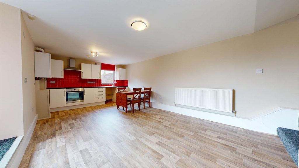 Property photo 2 of 17 Prescot Road