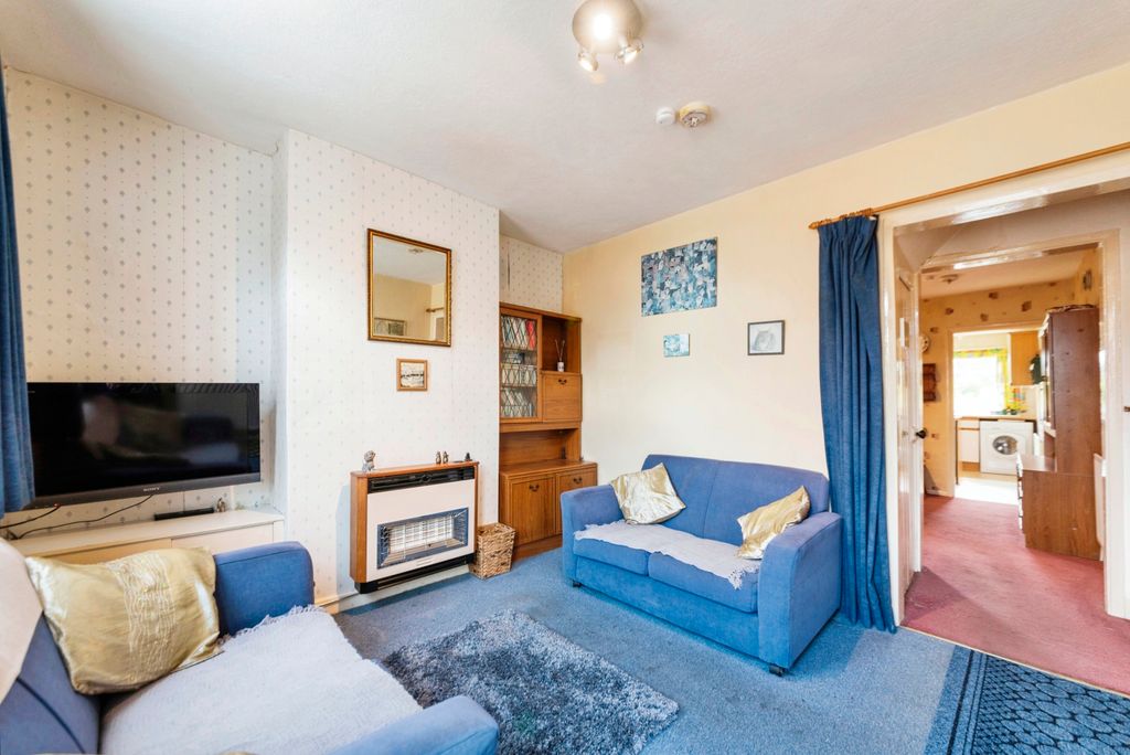 Property photo 2 of 15