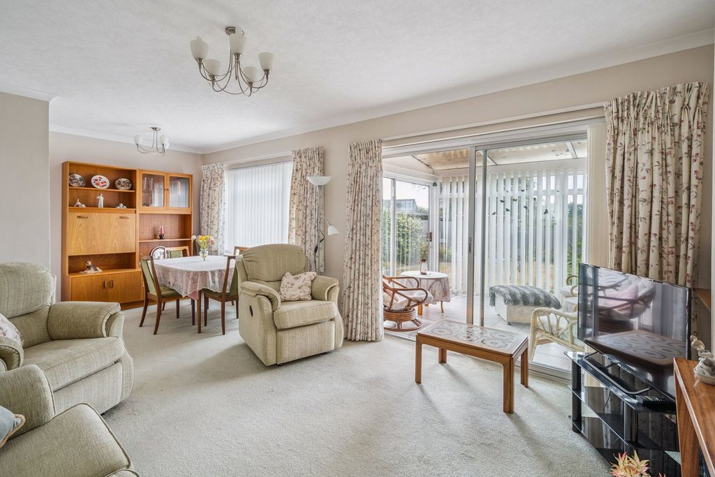 Property photo 2 of 14