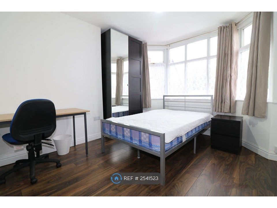 Property photo 3 of 4