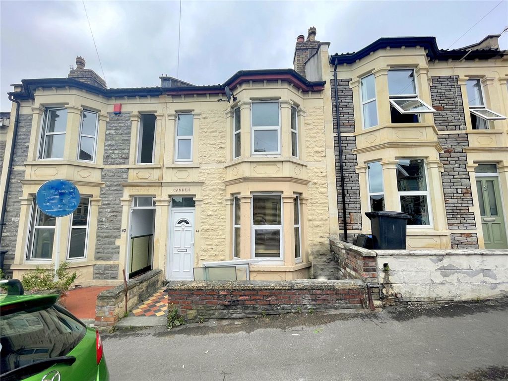 Property photo 1 of 13 Front