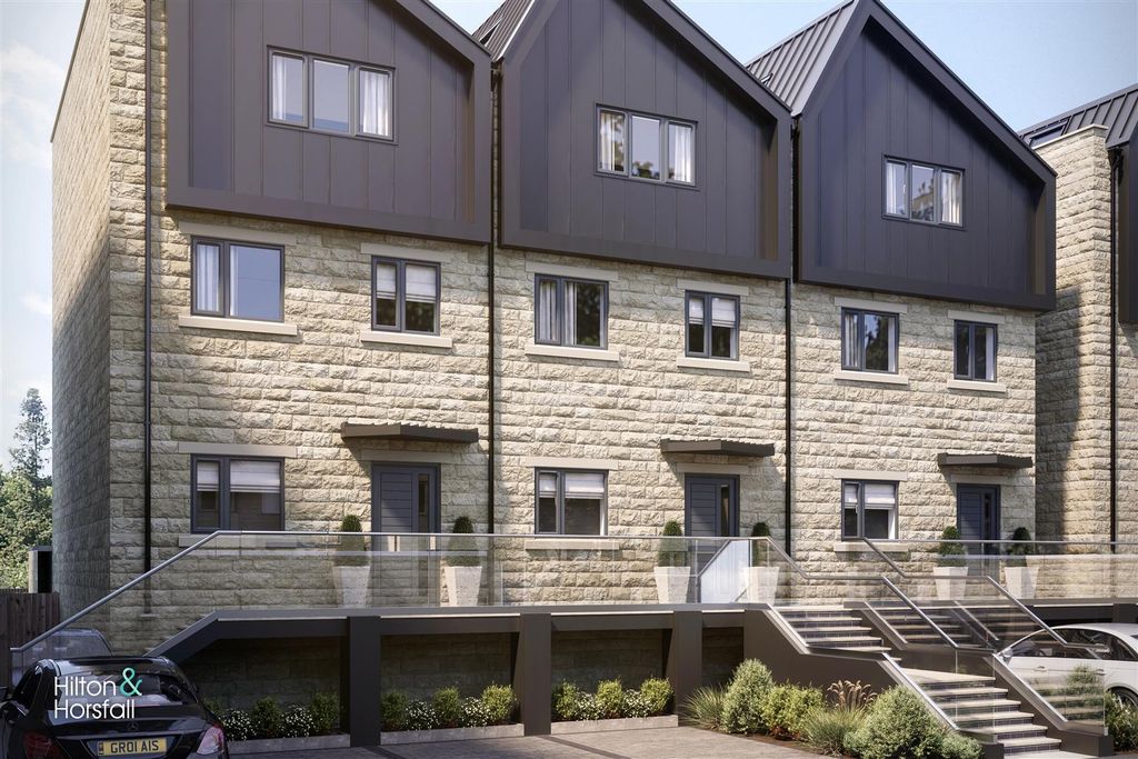 Property photo 3 of 18 Black Carr Mill