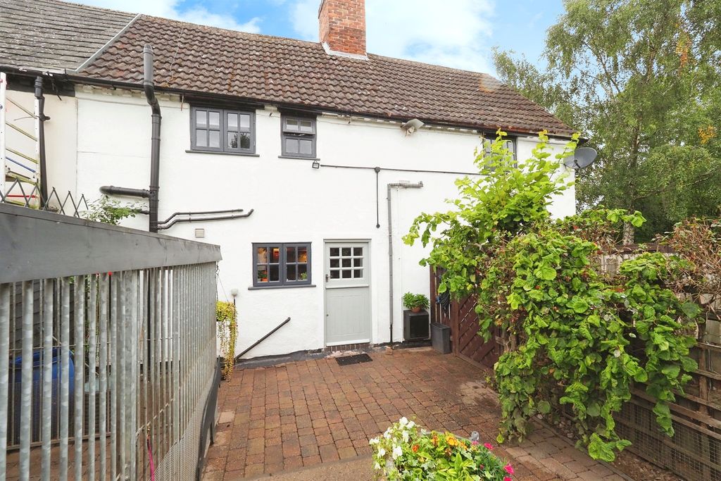 Property photo 3 of 17