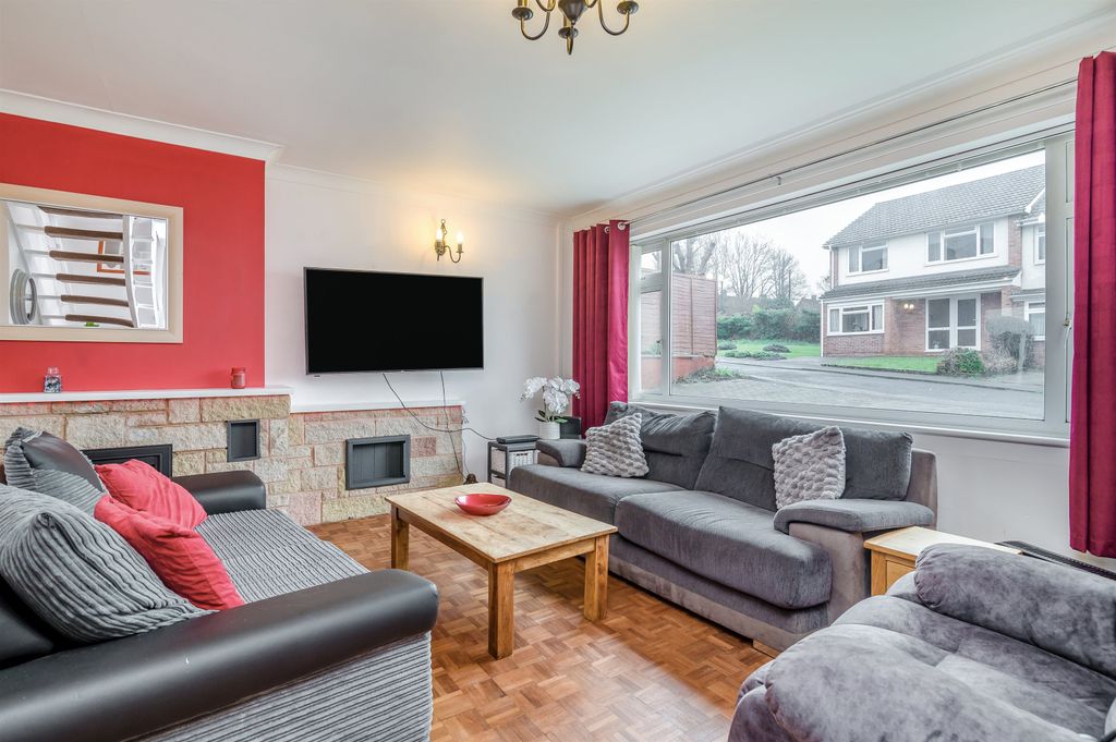 Property photo 3 of 22