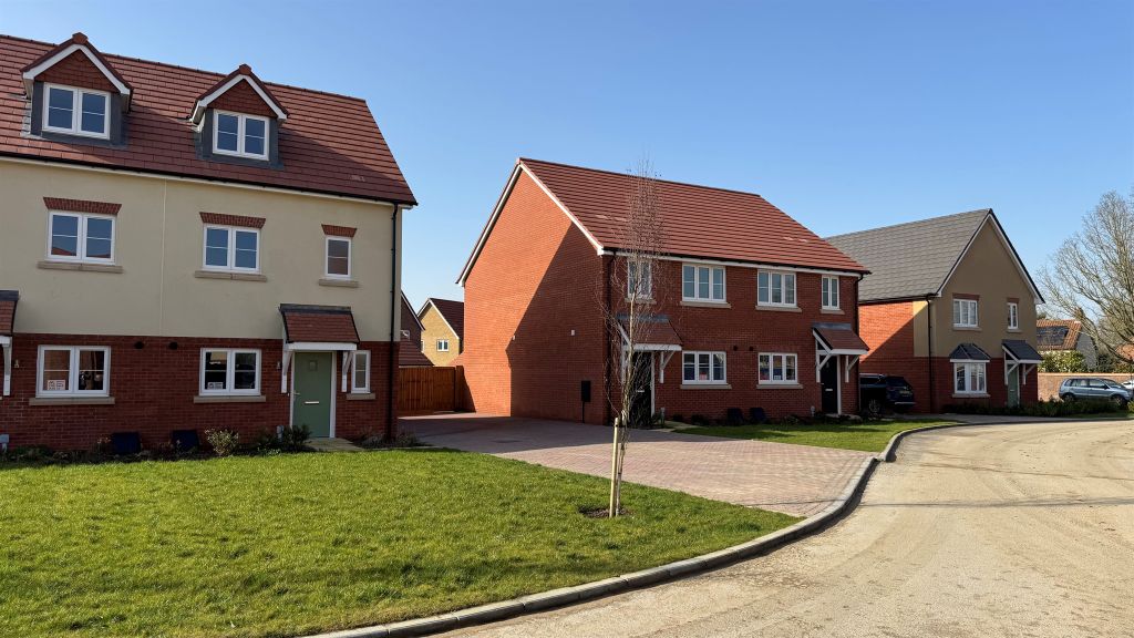 Property photo 2 of 16