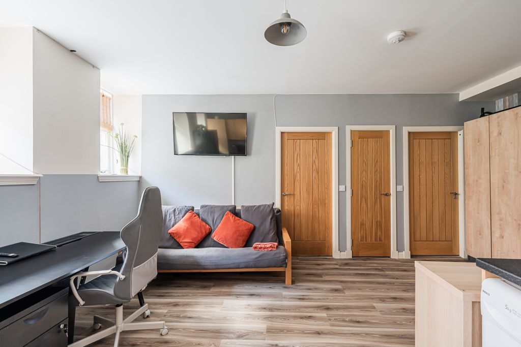 Property photo 2 of 14 Property Image 2