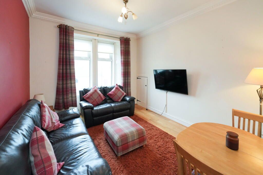 Property photo 2 of 9