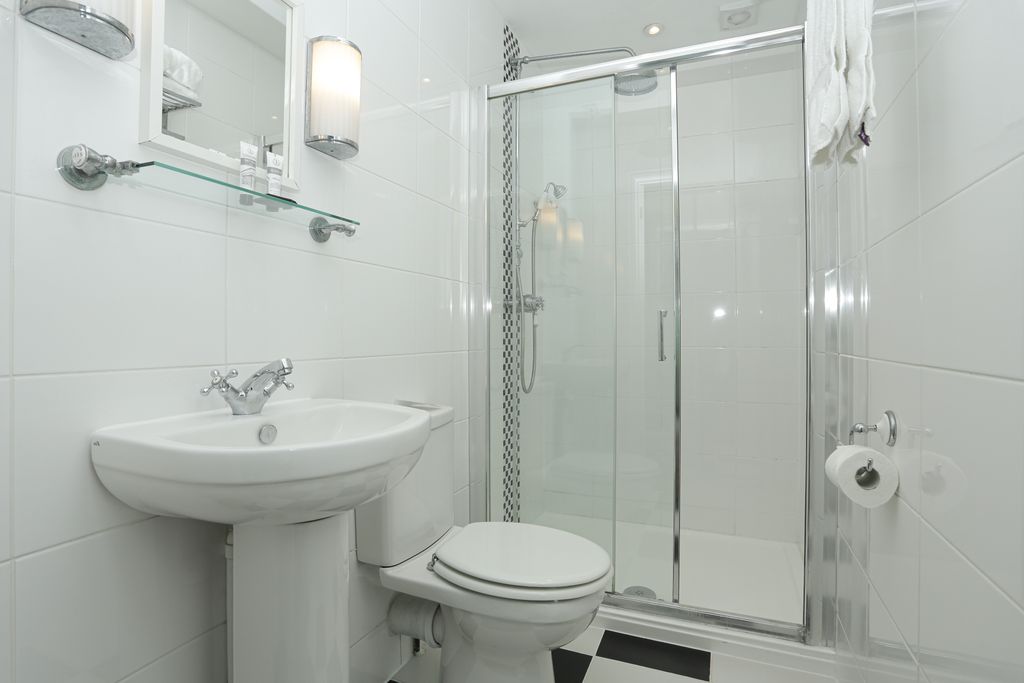 Additional image 9 of 6 bed terraced house for saleNelson Crescent, Ramsgate CT11