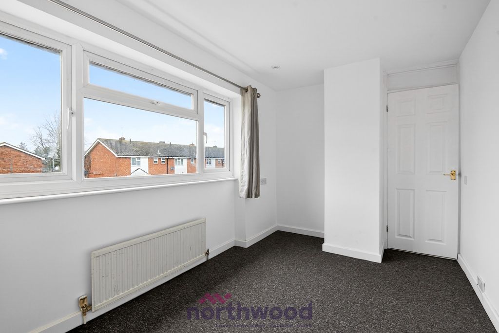 Additional image 19 of 3 bed end terrace house to rentReeve Road, Holyport SL6