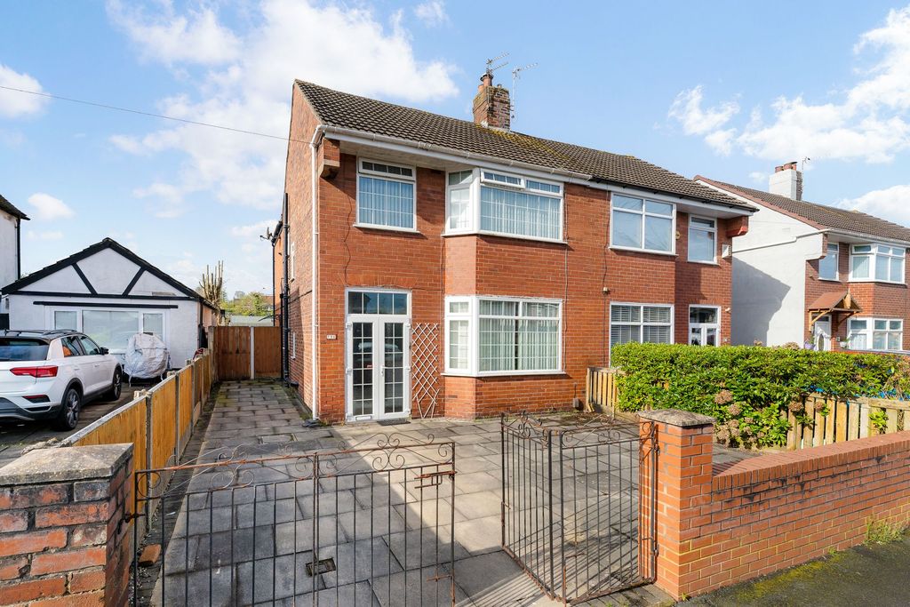 Property photo 1 of 20