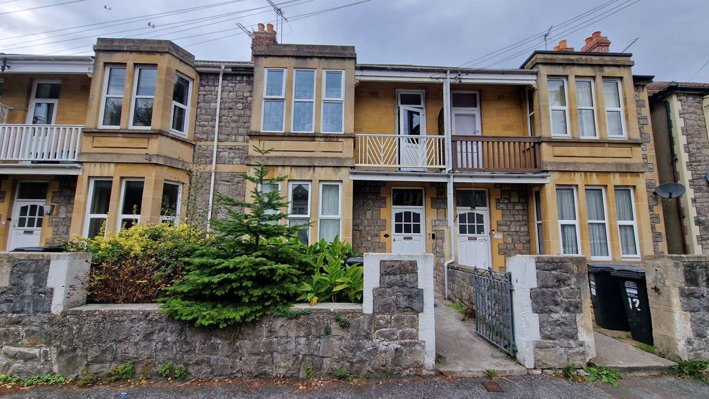 Property photo 1 of 19