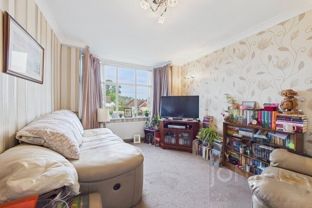 Property photo 3 of 10