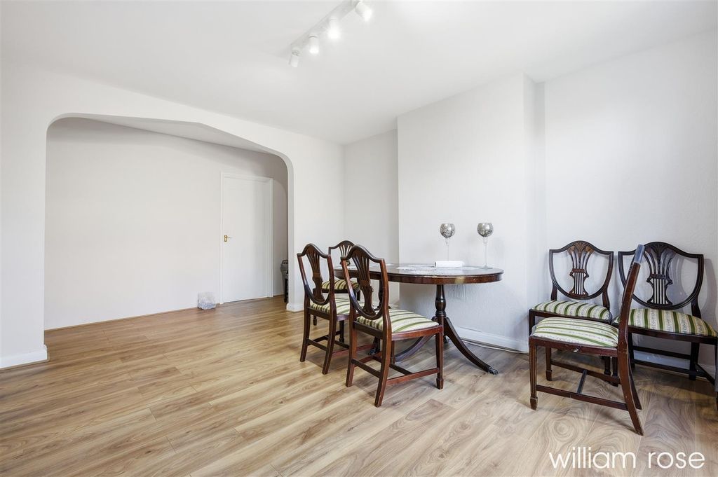 Property photo 3 of 24 Img_3058.Jpg