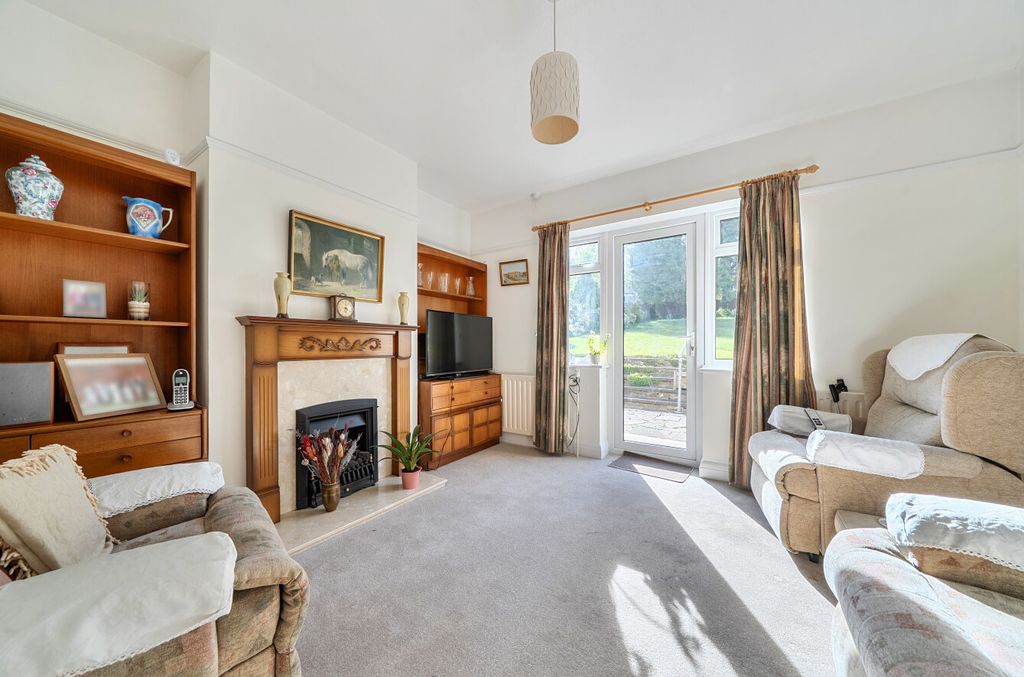 Property photo 2 of 19 1453971-15-69F243...