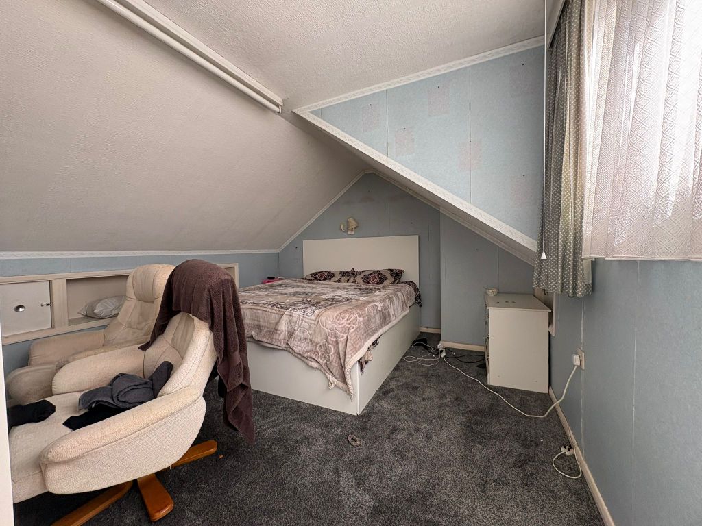 Property photo 1 of 4