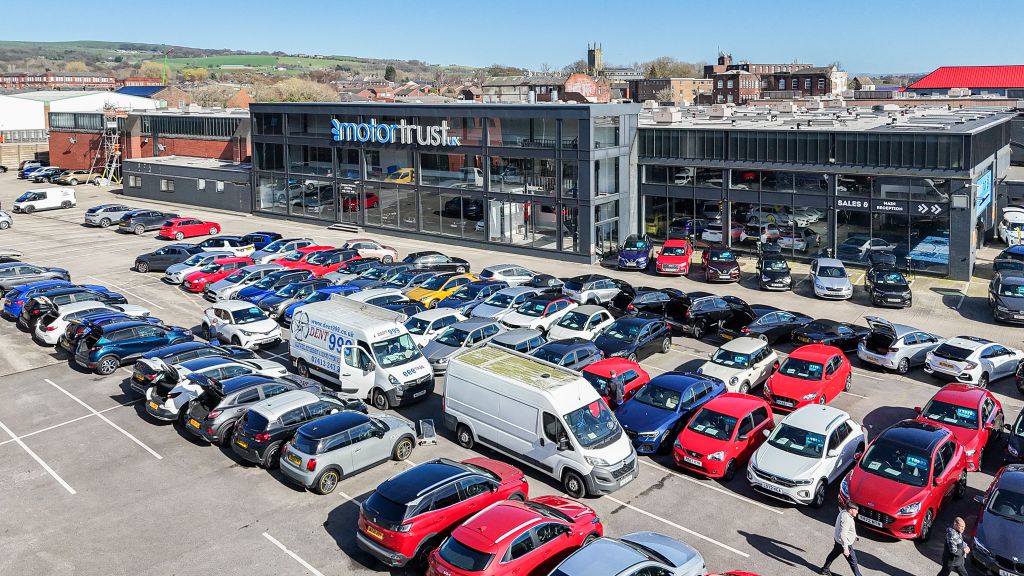 Property photo 1 of 33