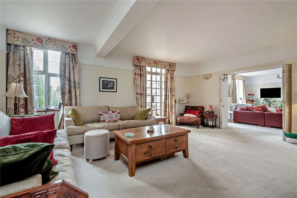 Property photo 3 of 27 Picture No. 19