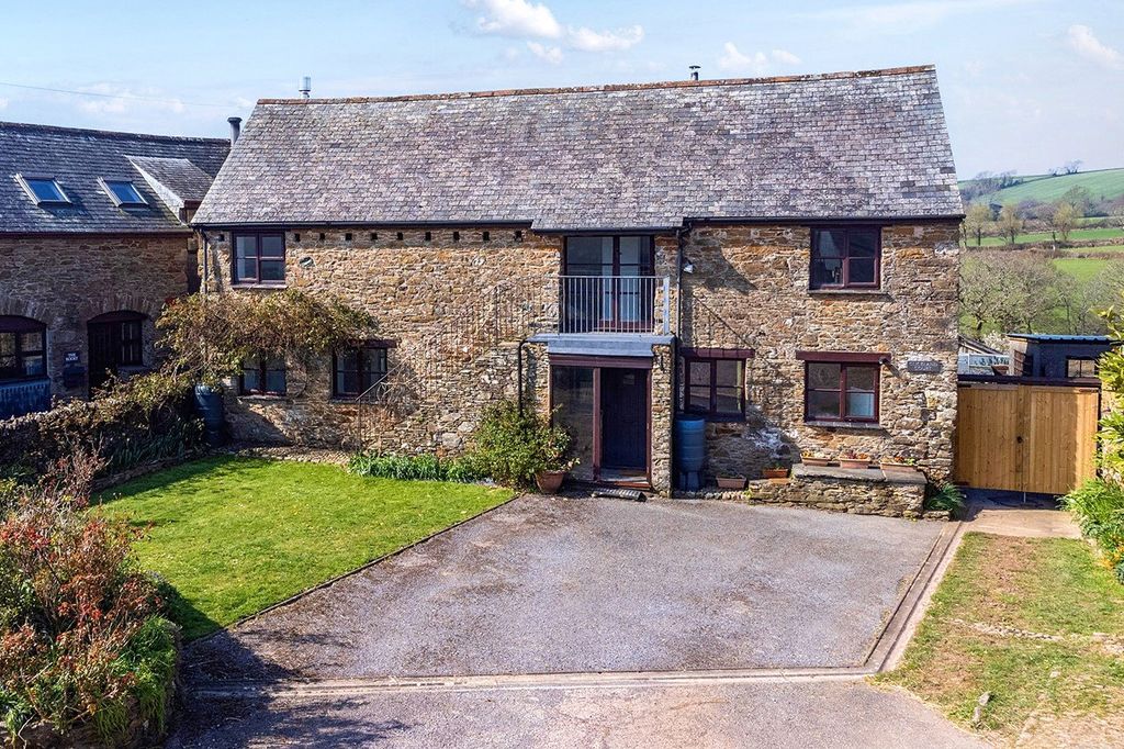 Property photo 1 of 37 Picture No. 58