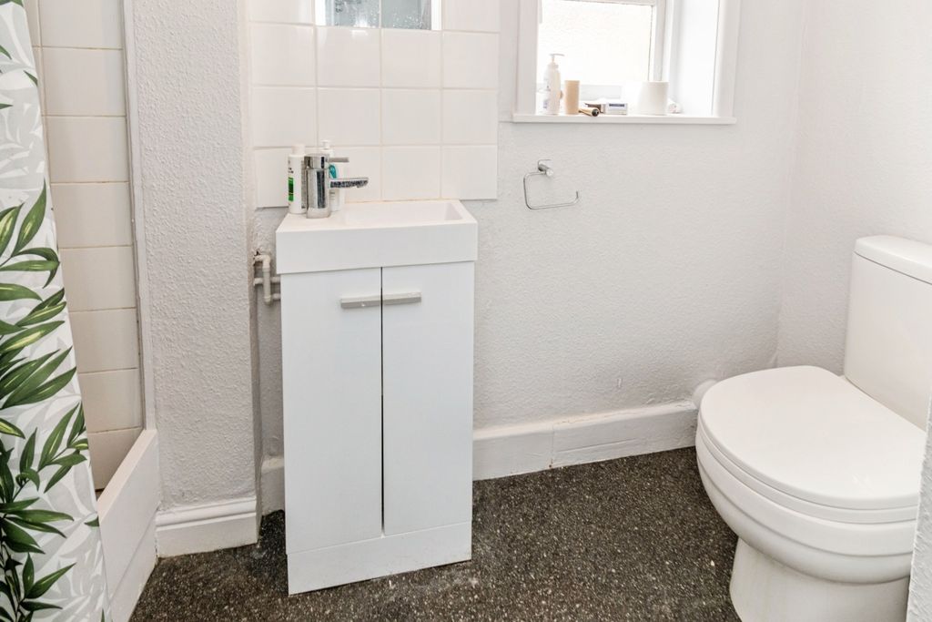 Property photo 3 of 13 Pbox-Img.Jpg