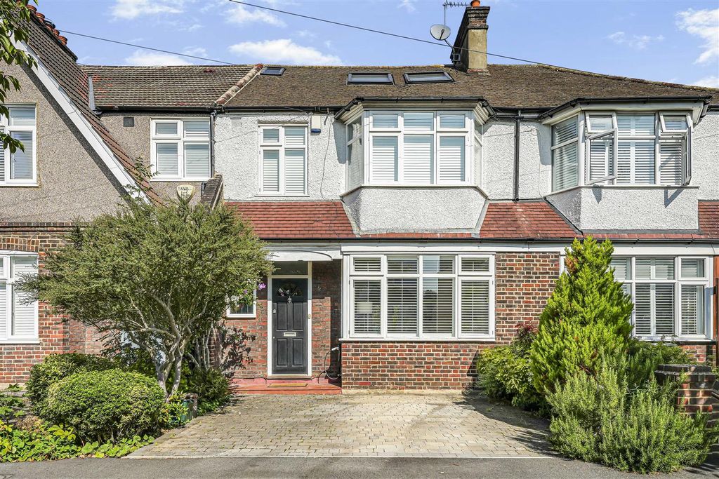 Property photo 1 of 14 External