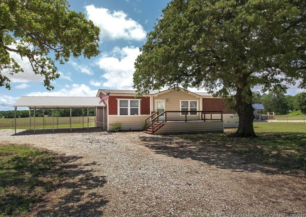 Property photo 1 of 31