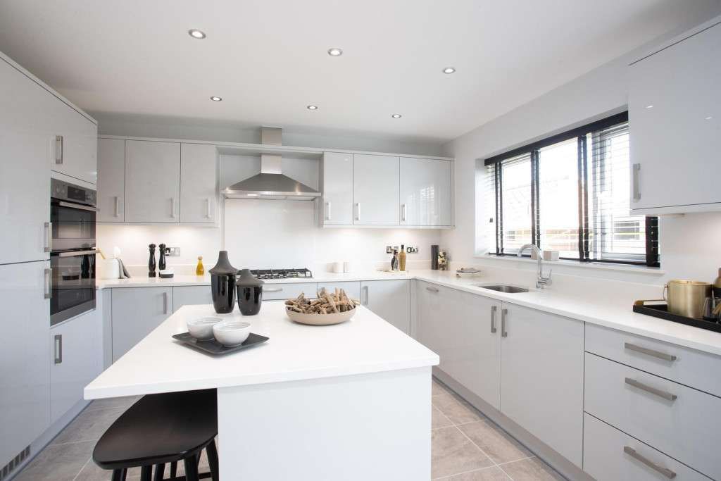 Property photo 3 of 16