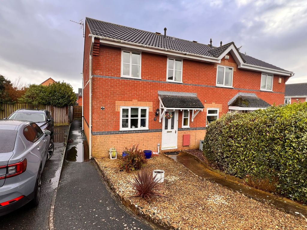 Property photo 1 of 2