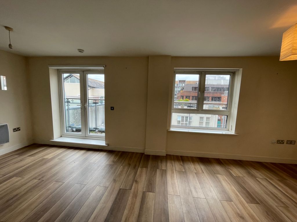 Property photo 3 of 13 Img_3118