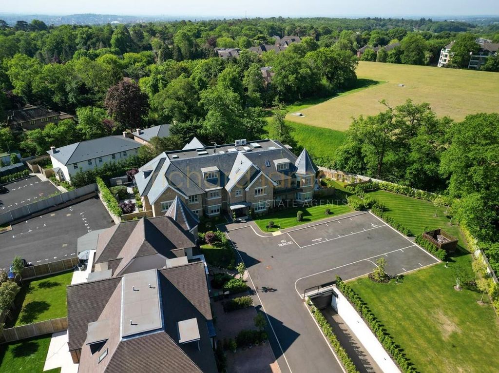 Additional image 27 of 3 bed flat to rentElizabeth Grove, Bushey Heath WD23