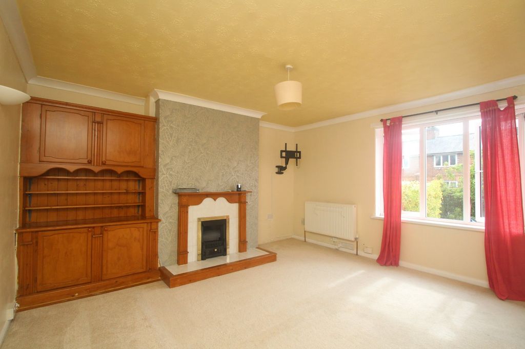 Property photo 2 of 15 Picture No. 10