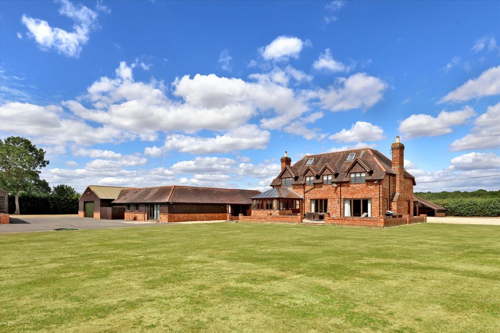 Property photo 3 of 29 Image