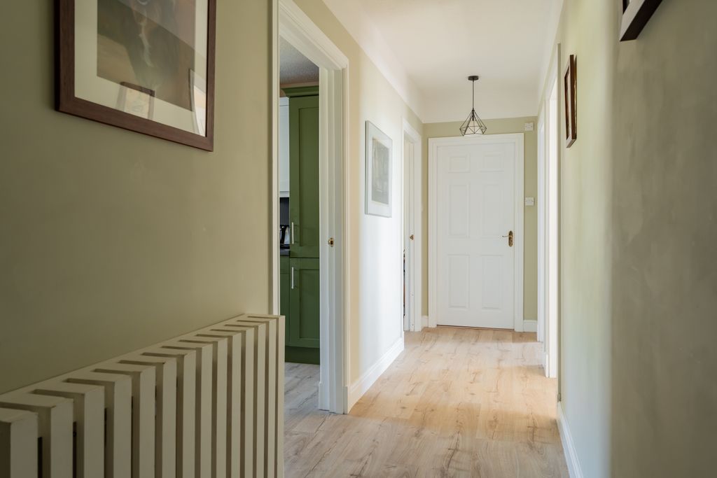 Additional image 10 of 2 bed flat for sale19/4 Margaret Rose Drive, Edinburgh EH10