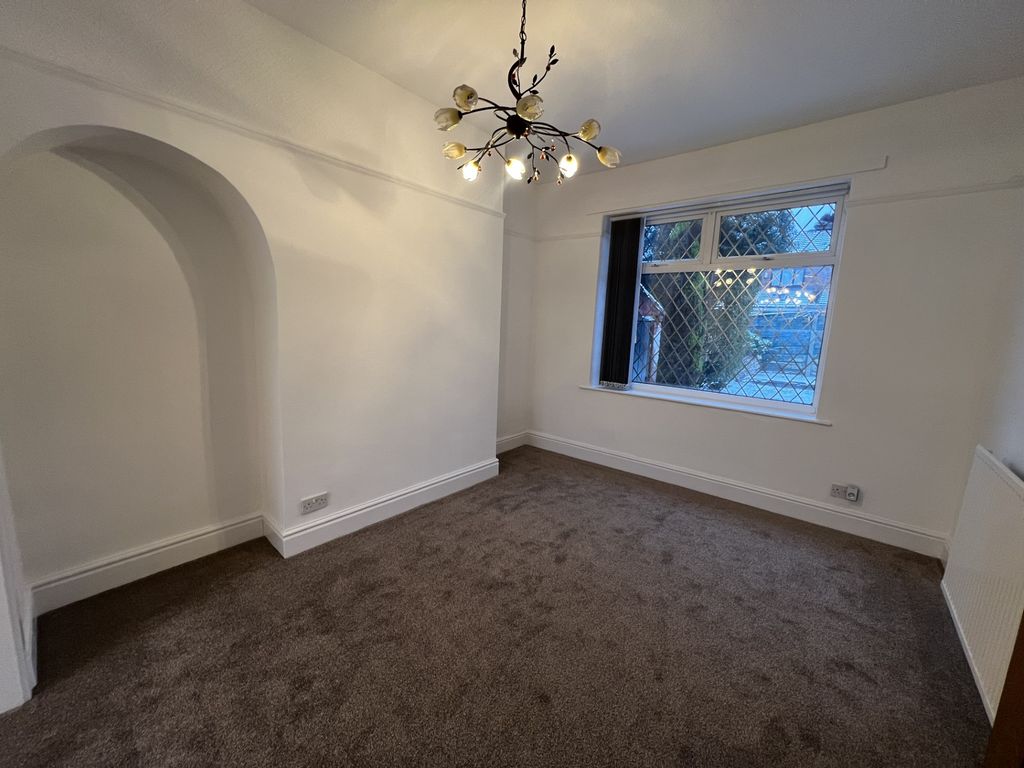 Property photo 3 of 12 Living Room