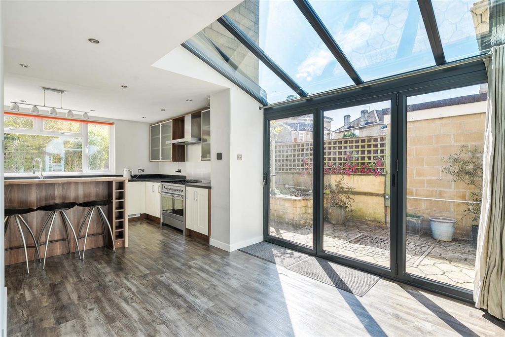 Property photo 2 of 15 Kitchen Diner.Jpg