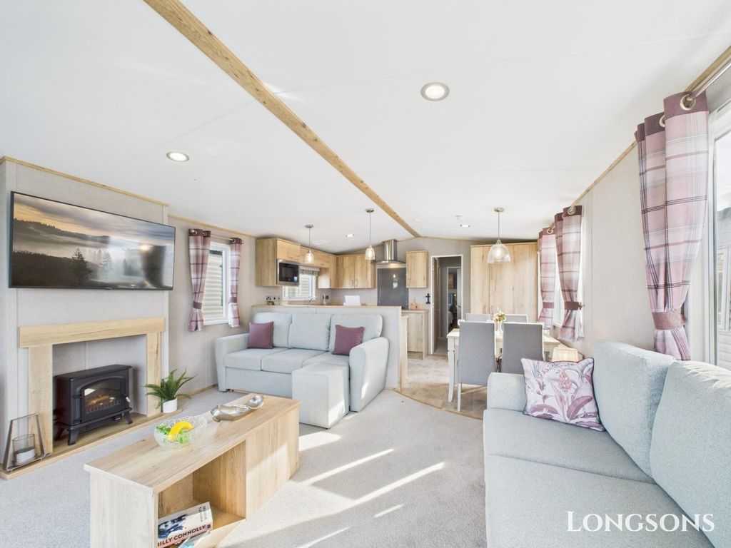 Property photo 3 of 23 Cam02173G0 Pr0275 Still032