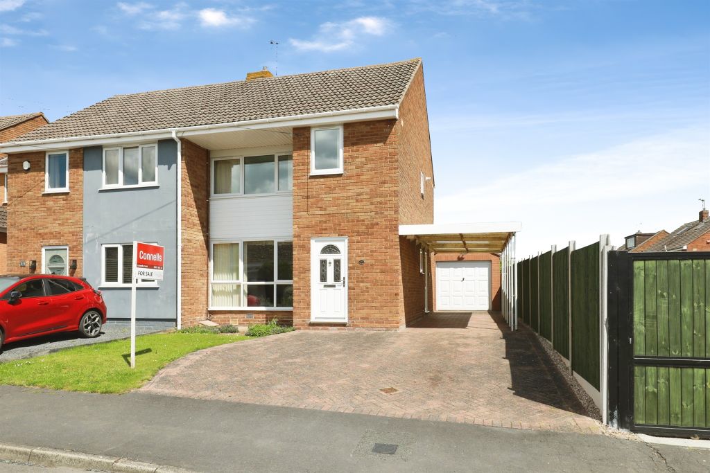 Property photo 1 of 12