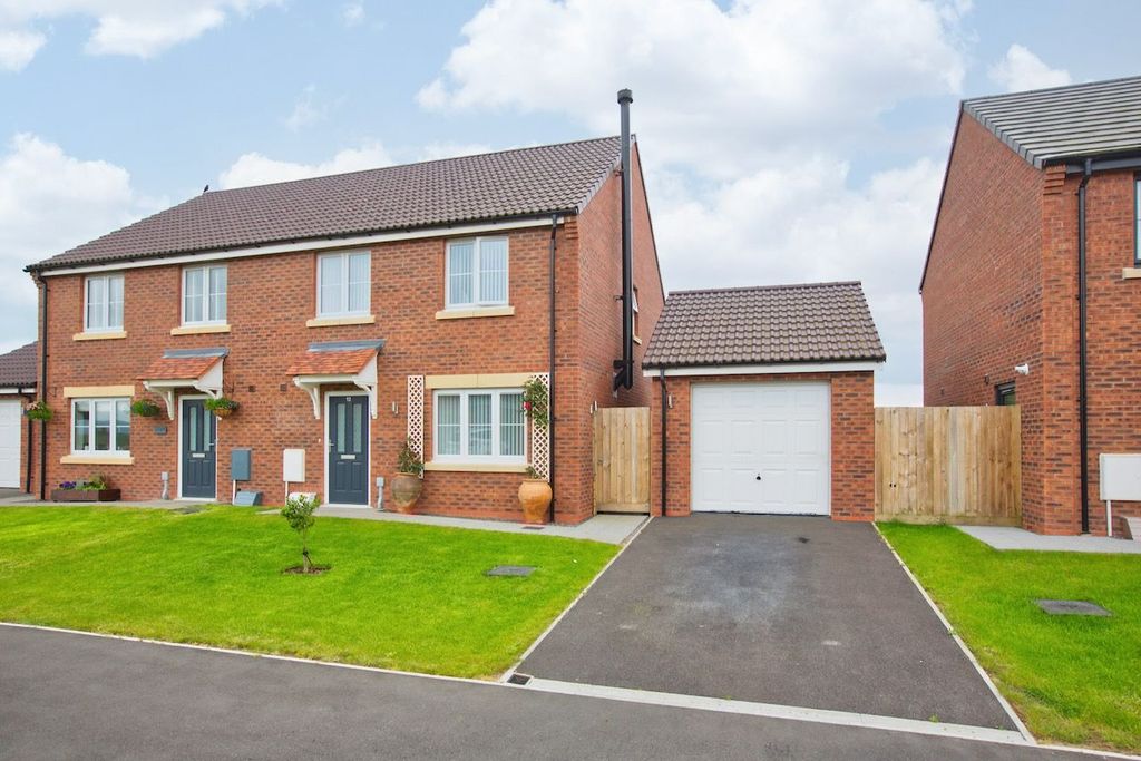 Property photo 1 of 24