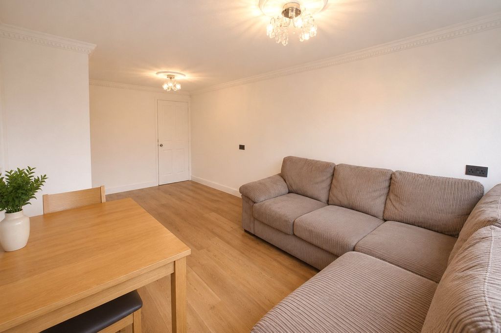 Property photo 1 of 7 Picture No. 03