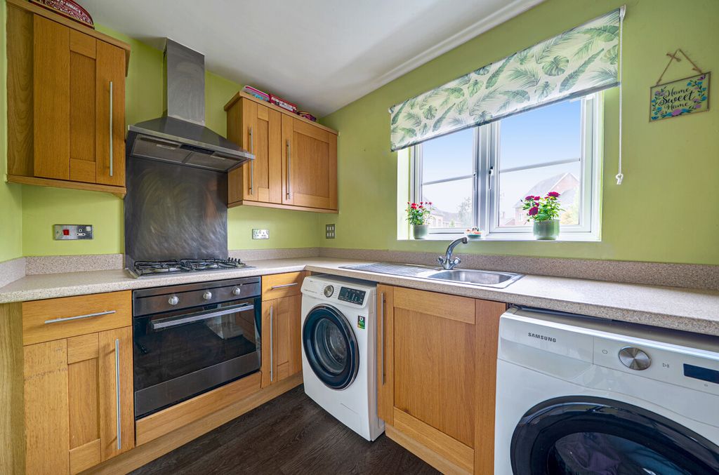 Property photo 3 of 14 1535624-6-6Acdfc6...