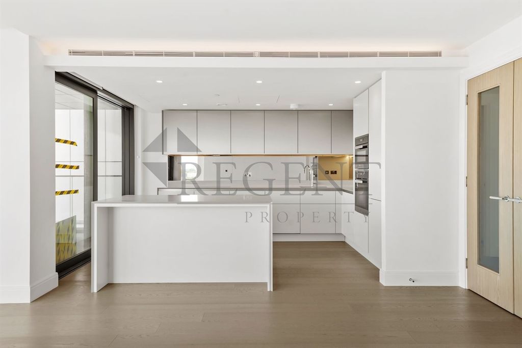 Property photo 1 of 12 (Main)