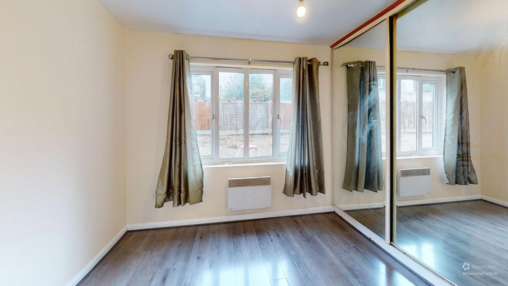 Property photo 3 of 10 Image