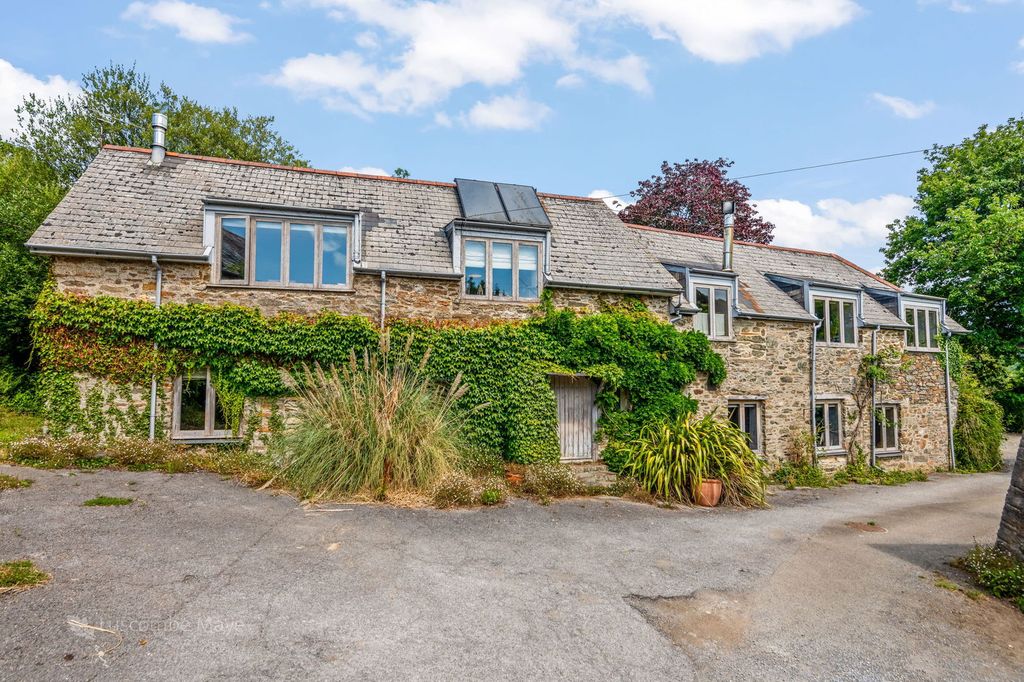 Property photo 1 of 24