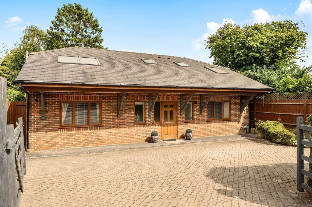 Property photo 1 of 23