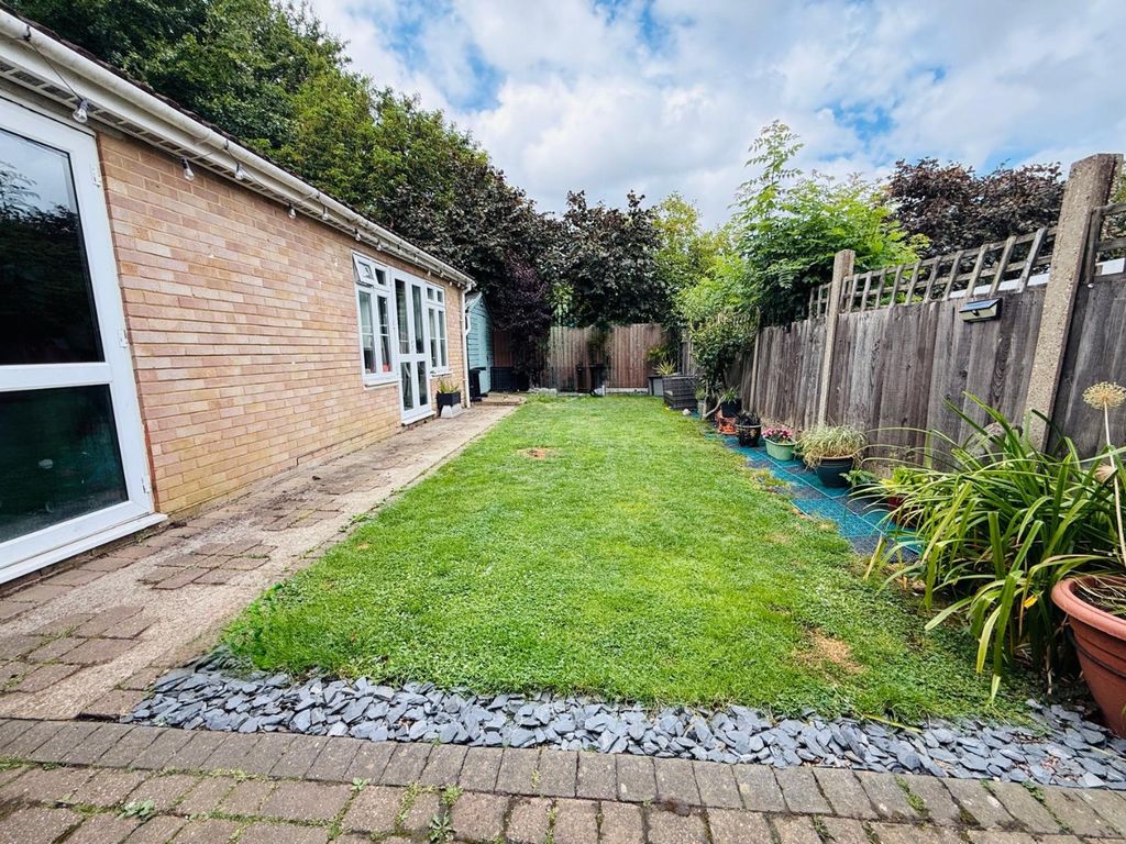 Property photo 2 of 2 5290292