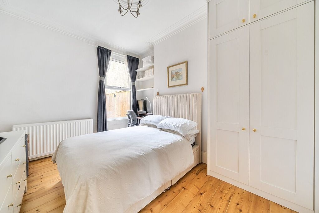 Property photo 2 of 15 Picture No. 07