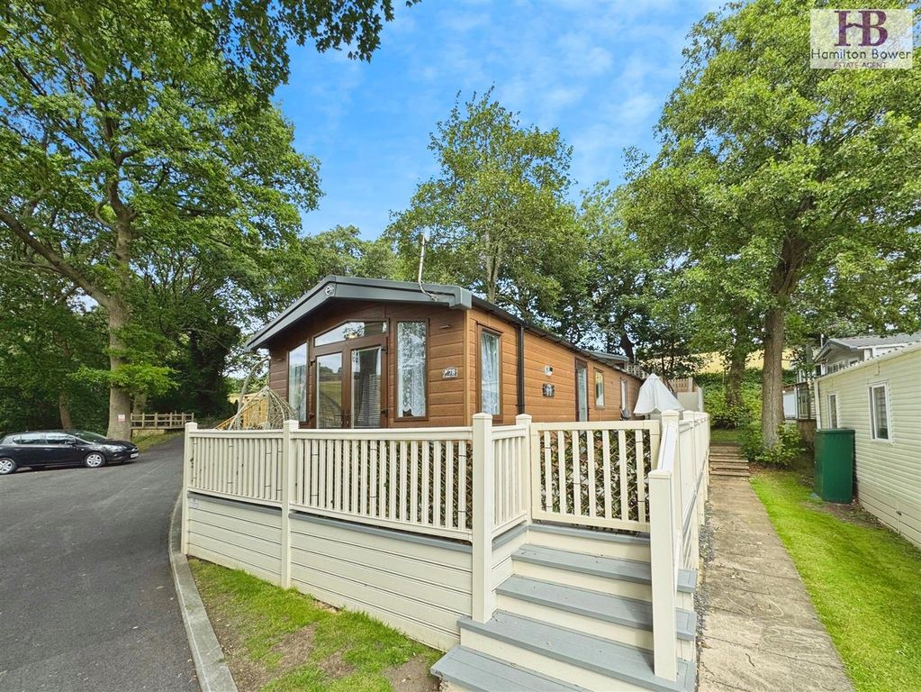 Property photo 1 of 17 F1E5549d-78 2C 20Moor 20Valley 20Country 20Park15.