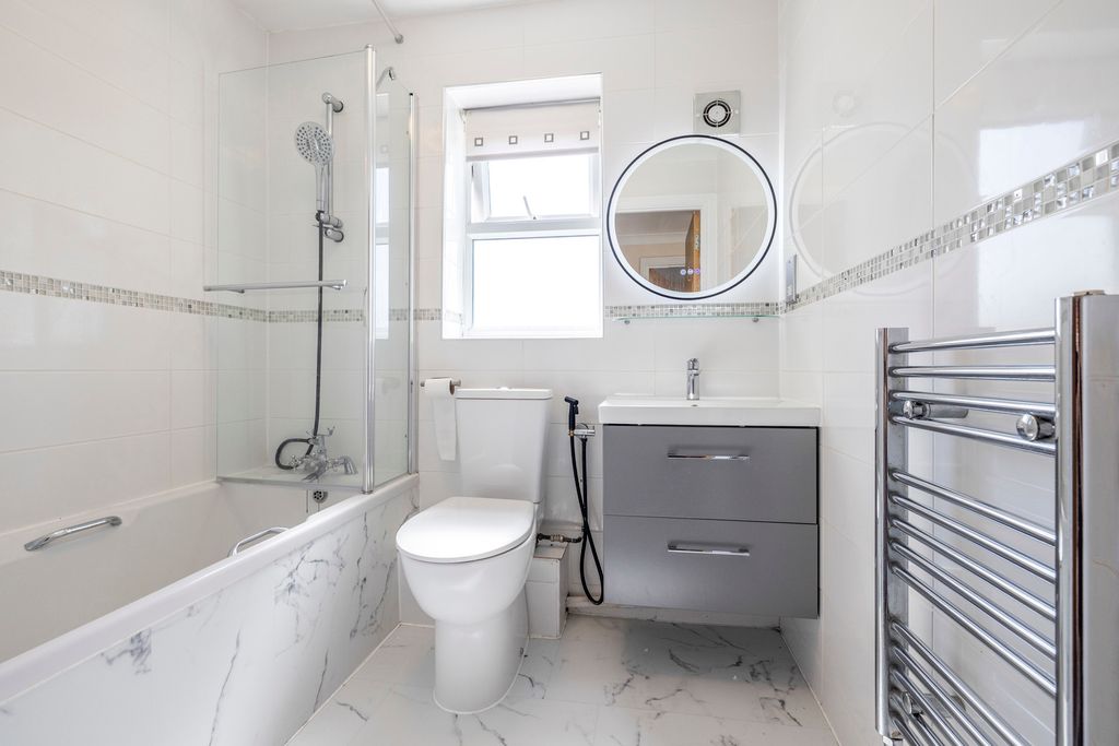 Property photo 3 of 20 Pbox-Img.Jpg