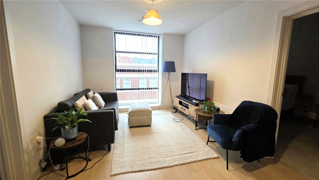 Property photo 2 of 9 Open Plan Living