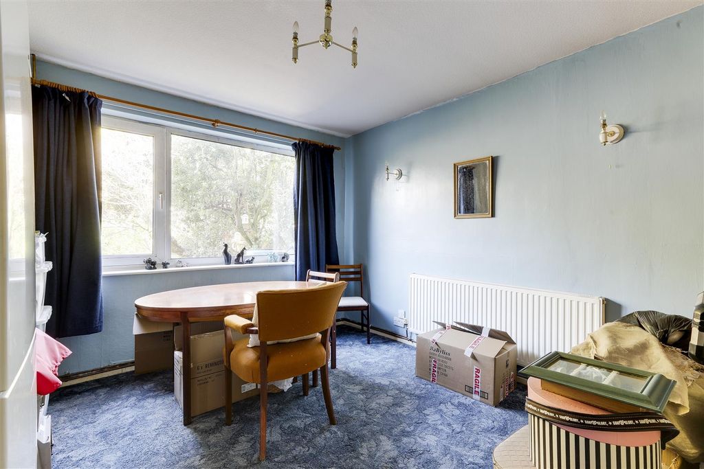 Property photo 3 of 22 3965.Jpg