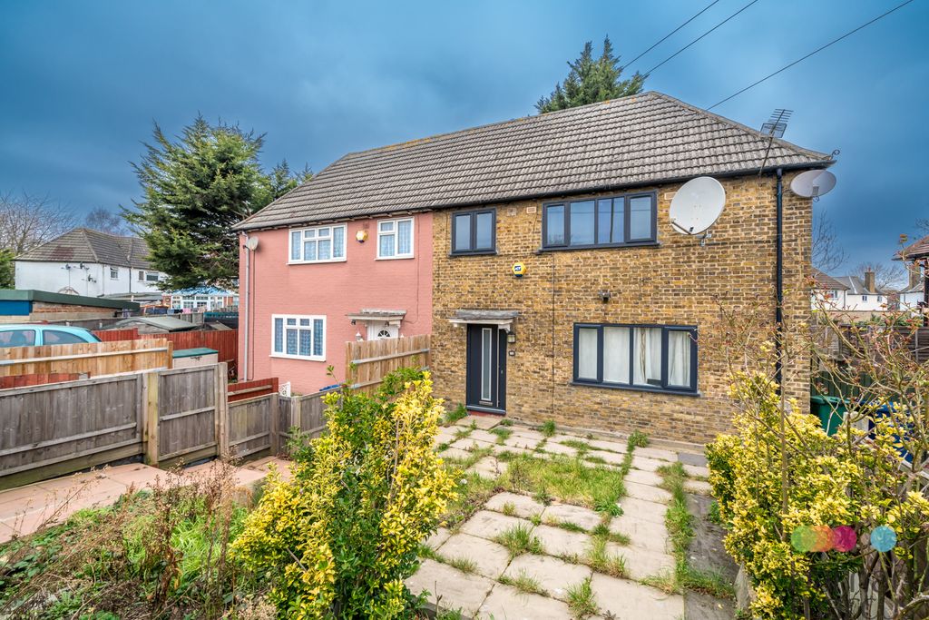 Property photo 1 of 18